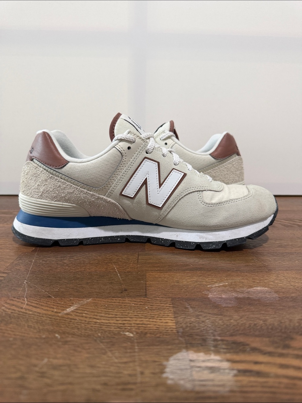 New Balance 574D Rugged Classic Beige Suede Men's Sneaker - Picture 2 of 5